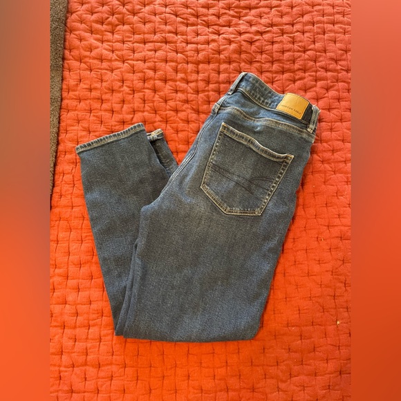 American Eagle Jeans - Picture 2 of 2